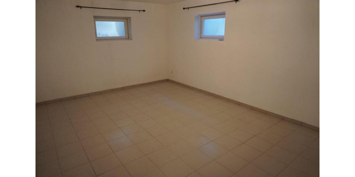 Doppelhaushälfte Herrieden - 5 Zimmer, 106 m&sup2;, 1.160&euro; | Angebot:25977754