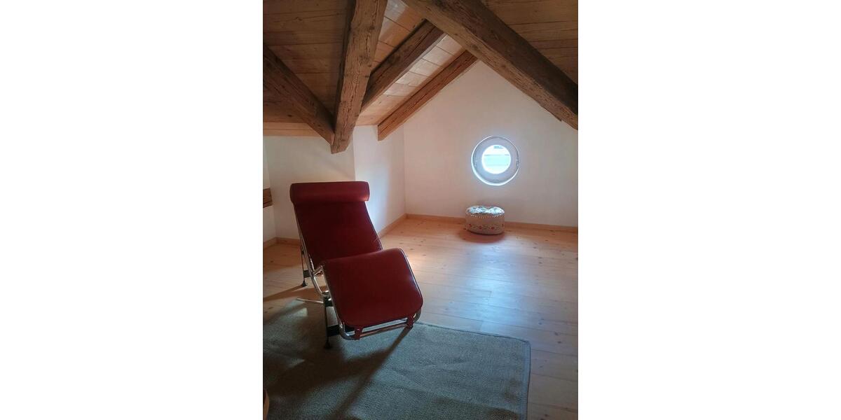 Dachgeschoßwohnung Hutthurm - 2 Zimmer, 82 m&sup2;, 600&euro; | Angebot:26602902