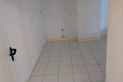 Wohnung Bergheim - 2 Zimmer, 80 m&sup2;, 950&euro; | Angebot:25145496