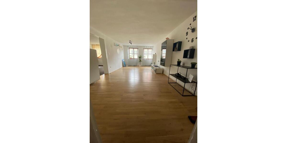 Etagenwohnung Lauingen (Donau) - 2.5 Zimmer, 66 m&sup2;, 710&euro; | Angebot:25961650