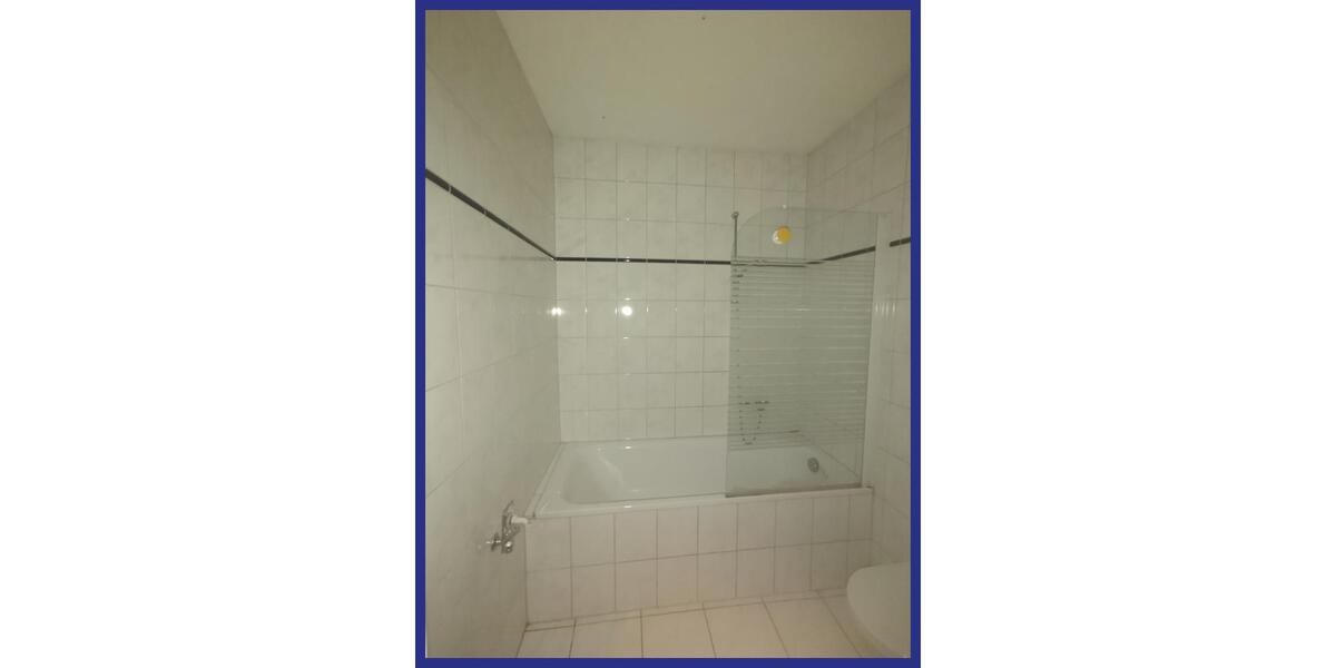 Dachgeschoßwohnung Gera - 4 Zimmer, 83 m&sup2;, 500&euro; | Angebot:25976845