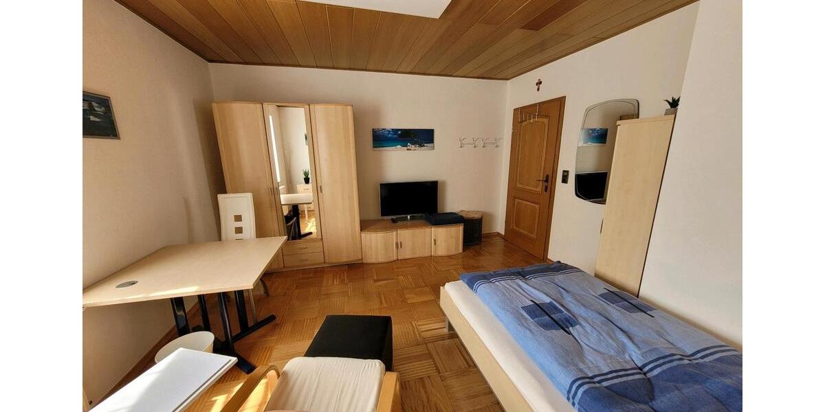 Etagenwohnung Sulzheim - 1 Zimmer, 80 m&sup2;, 300&euro; | Angebot:26227757
