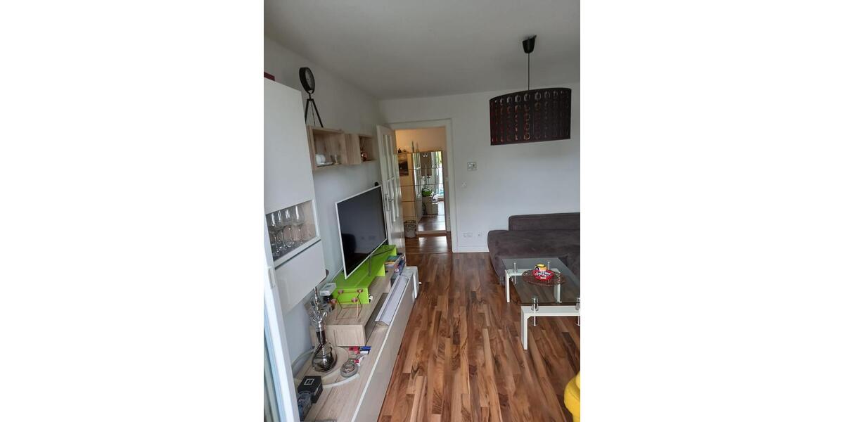 Etagenwohnung Wiesbaden Biebrich - 2 Zimmer, 50 m&sup2;, 8.700&euro; | Angebot:26069097