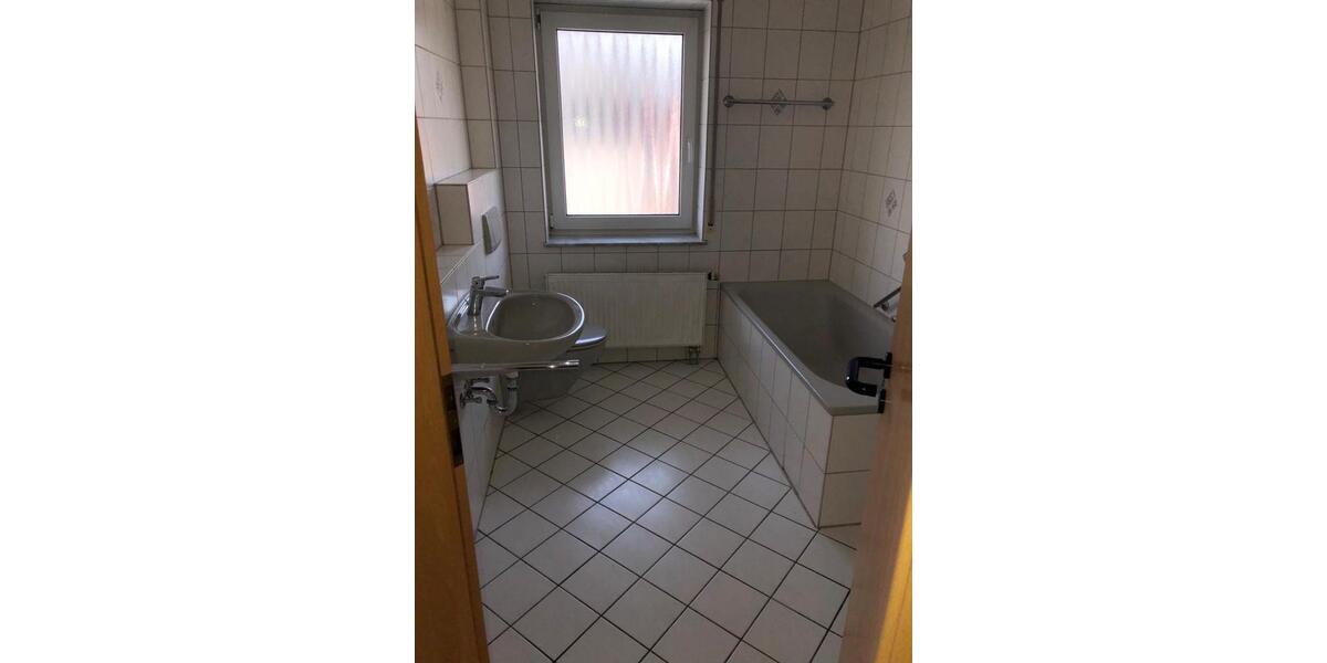 Etagenwohnung Kirchberg (Hunsrück) - 3 Zimmer, 78 m&sup2;, 655&euro; | Angebot:26236208