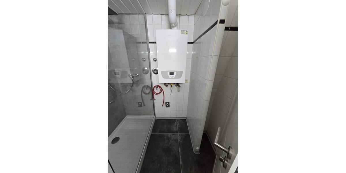 Dachgeschoßwohnung Pforzheim Brötzingen - 2 Zimmer, 75 m&sup2;, 850&euro; | Angebot:24237373