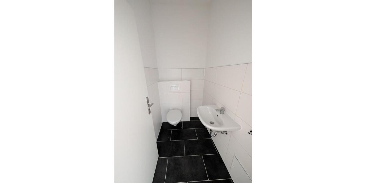 Etagenwohnung Bernburg (Saale) - 5 Zimmer, 129 m&sup2;, 965&euro; | Angebot:25403568