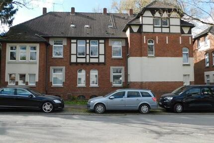 Großzügige Familienwohnung in schöner Lage! Einzugsbereit neu renoviert für Sie ! zimmer