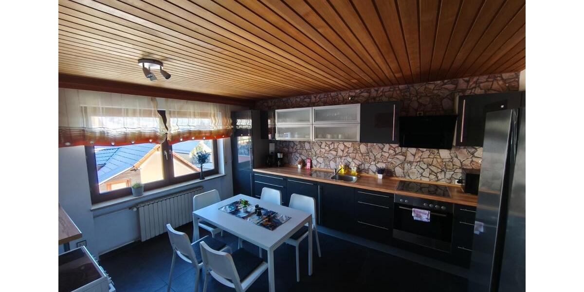 Wohnen auf Zeit Haundorf - 3 Zimmer, 100 m&sup2;, 149&euro; | Angebot:24678111