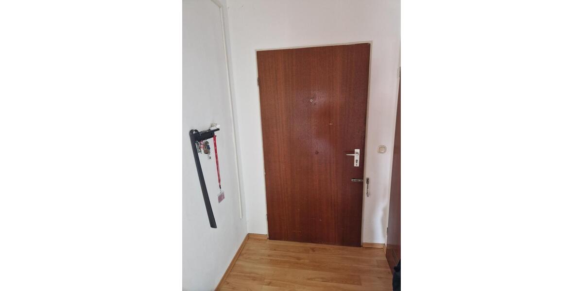 Etagenwohnung Rottendorf - 1 Zimmer, 85 m&sup2;, 805&euro; | Angebot:25650941