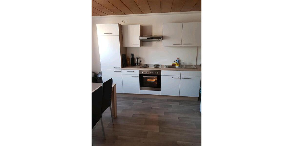 Wohnen auf Zeit Aletshausen - 7 Zimmer, 140 m&sup2;, 25&euro; | Angebot:26188974