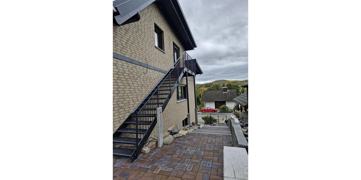 Dachgeschoßwohnung Alsfeld - 3.5 Zimmer, 1.470&euro; | Angebot:23273135