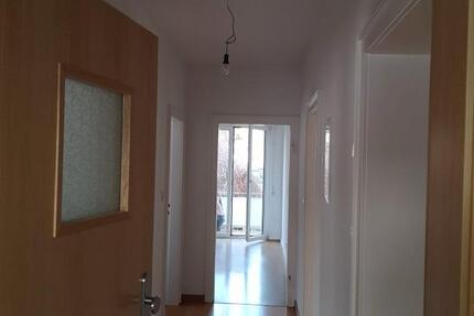 Wohnung Dreieich - 3 Zimmer, 80 m&sup2;, 1.590&euro; | Angebot:25146055