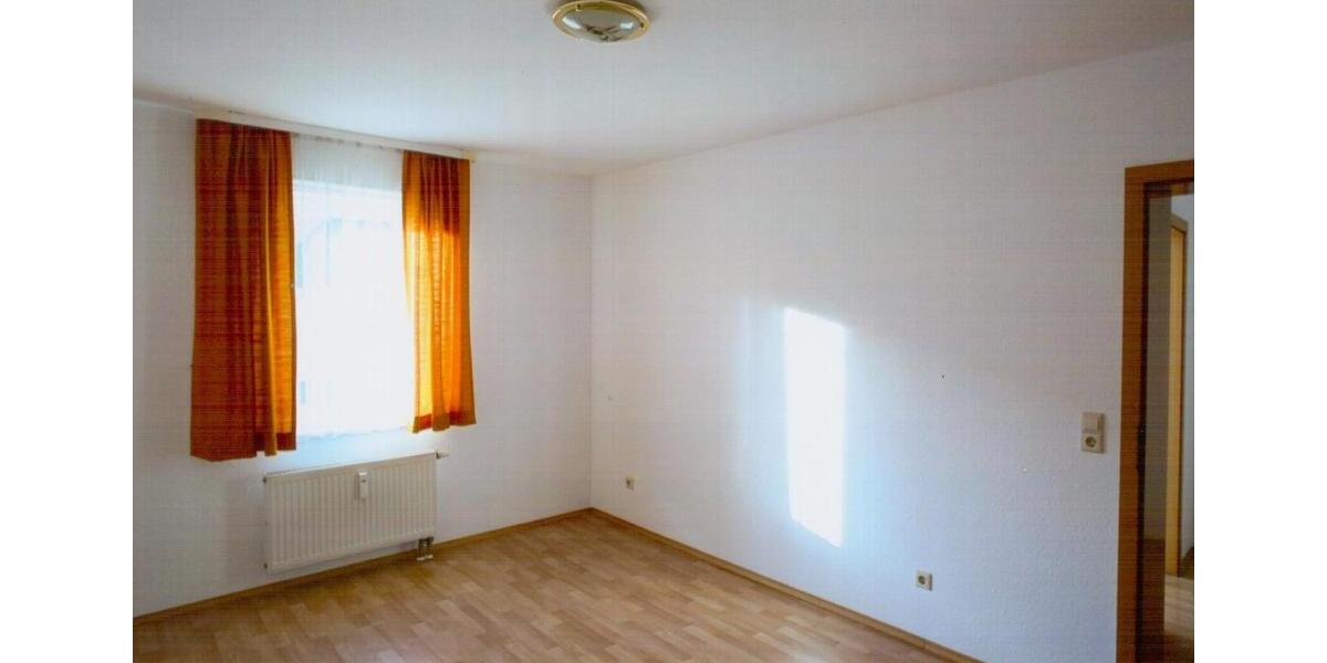Etagenwohnung Bad Wildbad - 2.5 Zimmer, 52 m&sup2;, 470&euro; | Angebot:25221162