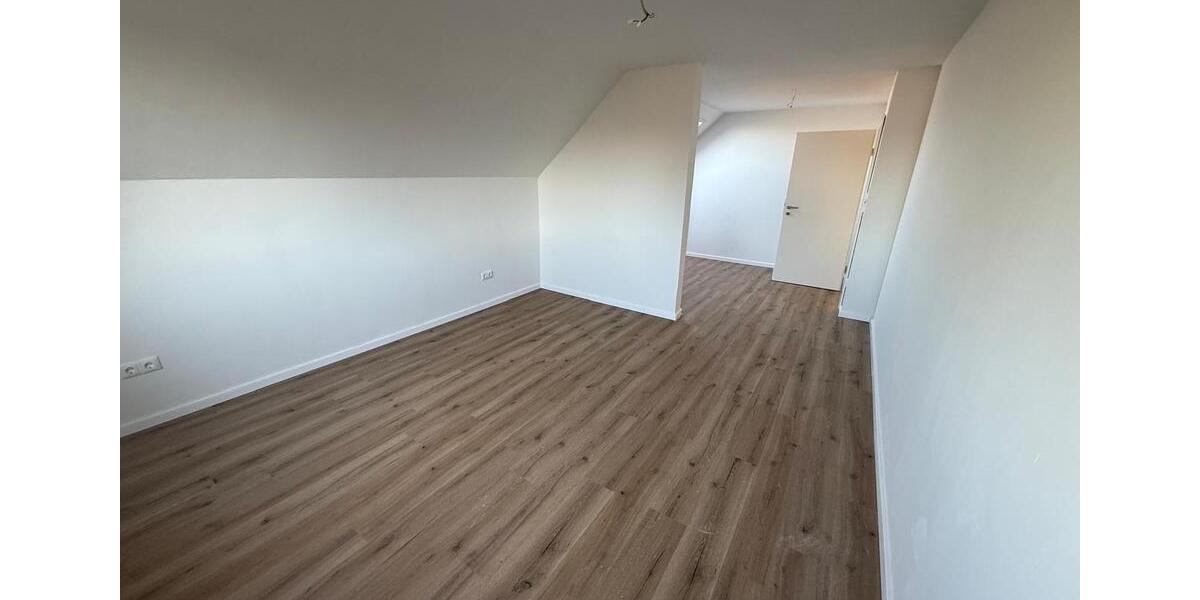 Etagenwohnung Bergen - 4 Zimmer, 100 m&sup2;, 950&euro; | Angebot:26445325
