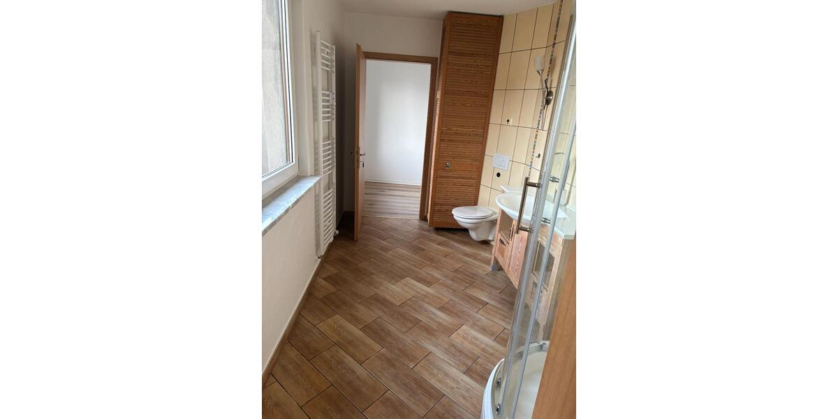 Etagenwohnung Parchim - 3.5 Zimmer, 142 m&sup2;, 1.200&euro; | Angebot:26635658