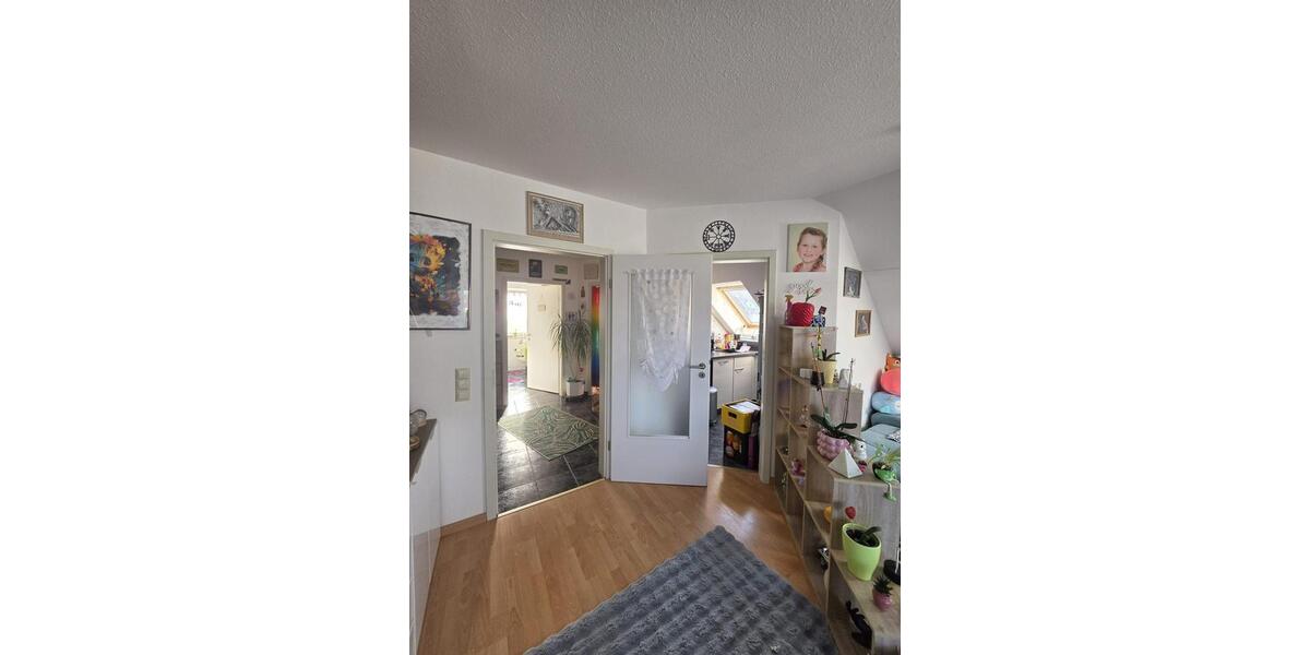 Dachgeschoßwohnung Gotha - 3 Zimmer, 70 m&sup2;, 630&euro; | Angebot:26459090