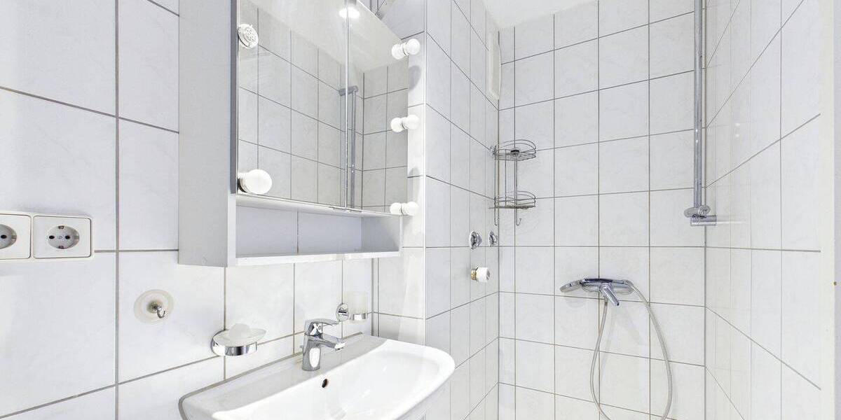 Etagenwohnung Stuttgart Rohracker - 2 Zimmer, 47 m&sup2;, 640&euro; | Angebot:26289955