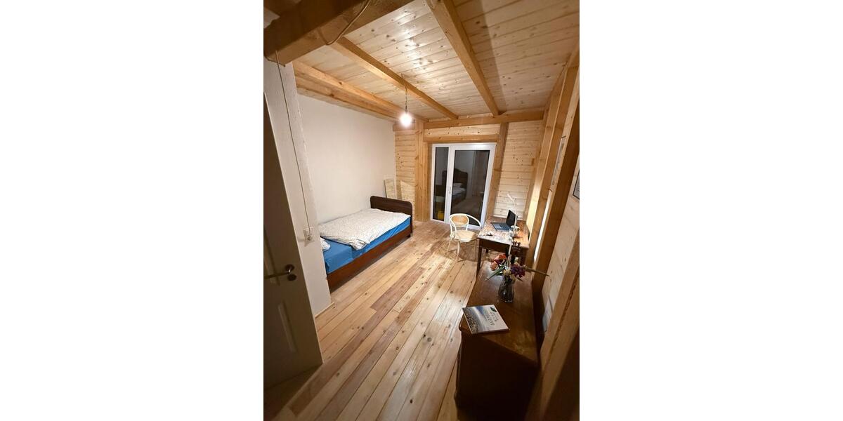 Wohnen auf Zeit Endingen am Kaiserstuhl - 1 Zimmer, 13 m&sup2;, 400&euro; | Angebot:25910615