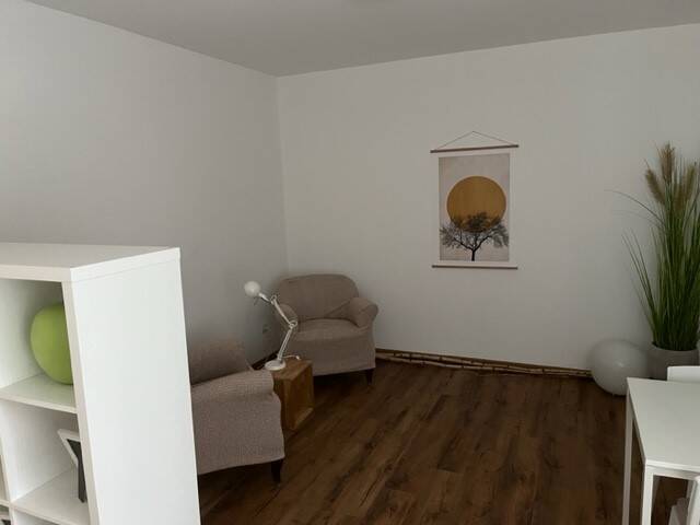 Gewerbeobjekt Syke Barrien - 4 Zimmer, 1.100&euro; | Angebot:26656838