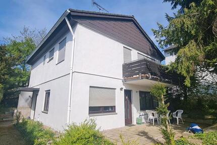 Wohnen auf Zeit Niedernhausen - 6 Zimmer, 160 m&sup2;, 12&euro; | Angebot:26610227