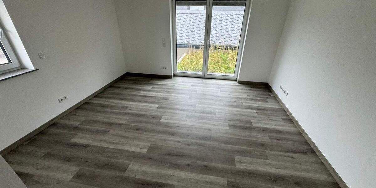 Etagenwohnung Newel Butzweiler - 3 Zimmer, 83 m&sup2;, 975&euro; | Angebot:26556815