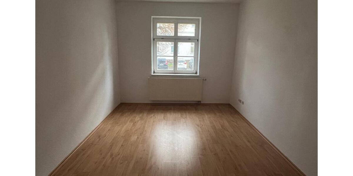 Erdgeschoßwohnung Rochlitz - 3 Zimmer, 70 m&sup2;, 420&euro; | Angebot:26098091