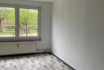 Wohnung Klötze - 4 Zimmer, 69 m&sup2;, 310&euro; | Angebot:25044477
