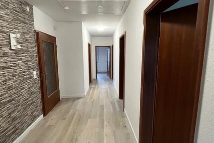 Wohnung Porta Westfalica - 4 Zimmer, 85 m&sup2;, 710&euro; | Angebot:21594518