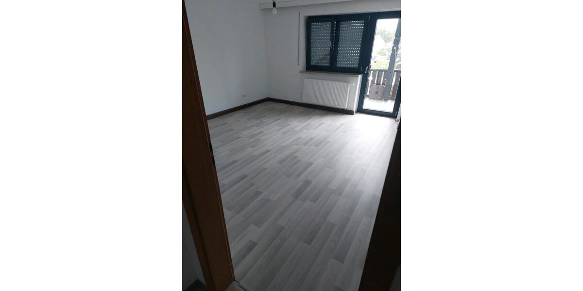 4 Zimmer Wohnung ab sofort zu vermieten zimmer