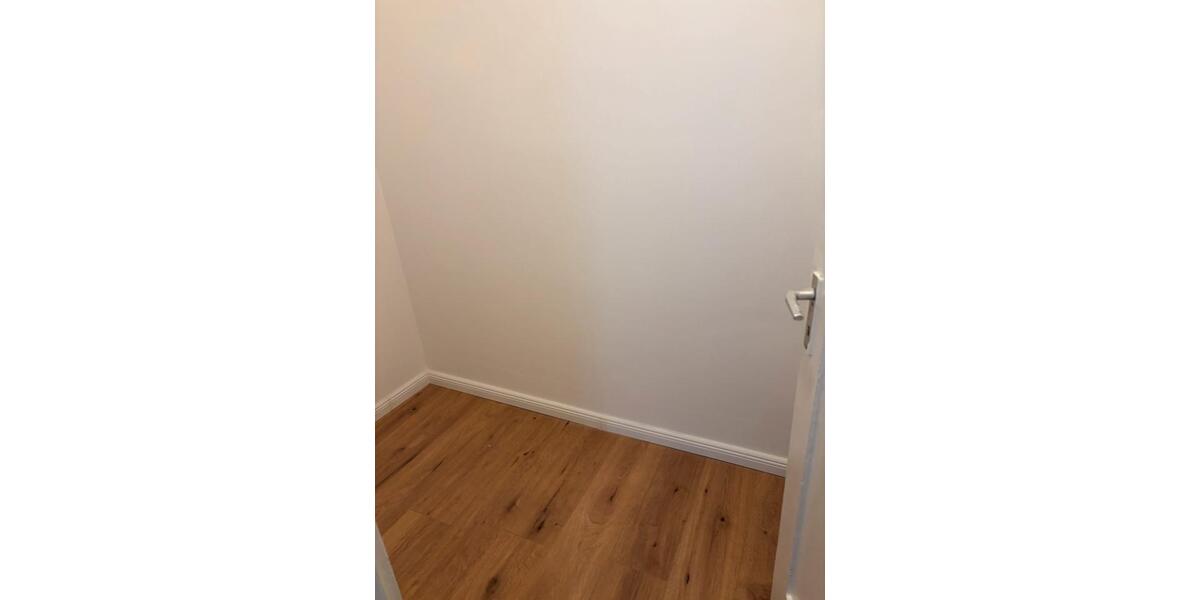 Etagenwohnung Rodenberg - 3 Zimmer, 80 m&sup2;, 1.000&euro; | Angebot:24446674