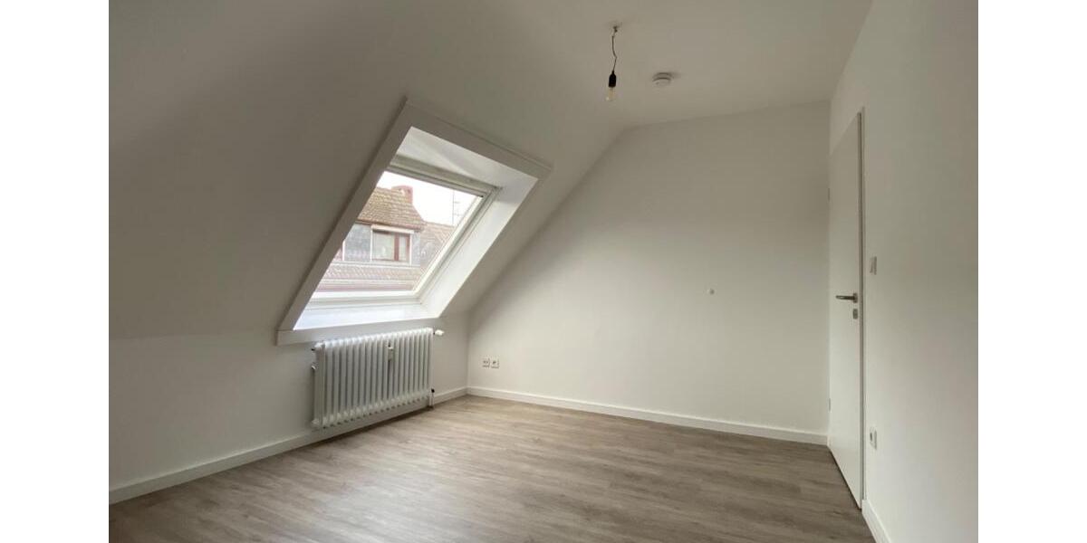 Dachgeschoßwohnung Bremen Neustadt - 2 Zimmer, 47 m&sup2;, 720&euro; | Angebot:25247279