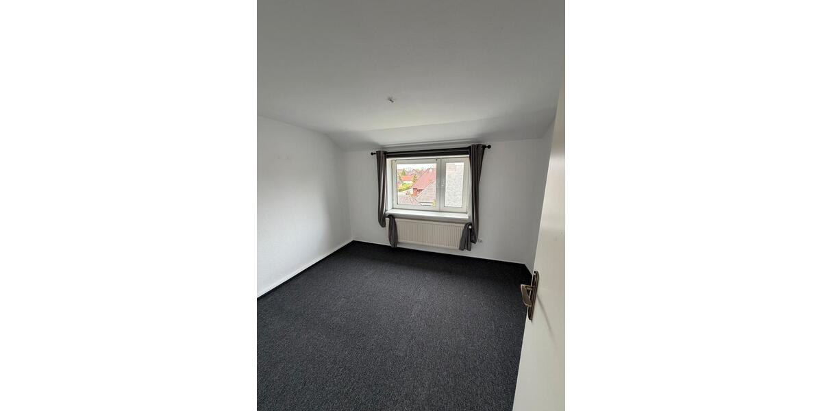 Dachgeschoßwohnung Brunsbüttel - 2 Zimmer, 44 m&sup2;, 400&euro; | Angebot:26704864