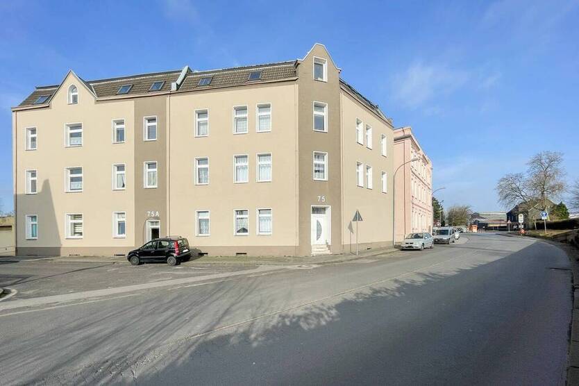 2,5 Zimmer - renoviert - ruhige Lage