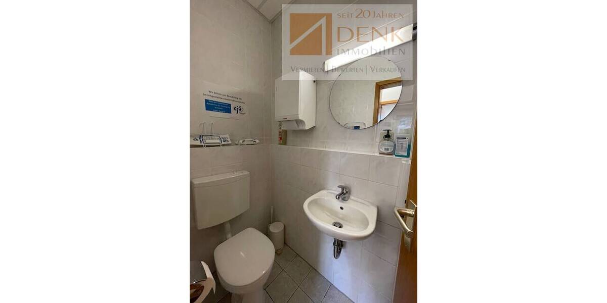 Gewerbeobjekt Kitzingen - 4 Zimmer, 90 m&sup2;, 650&euro; | Angebot:25971780