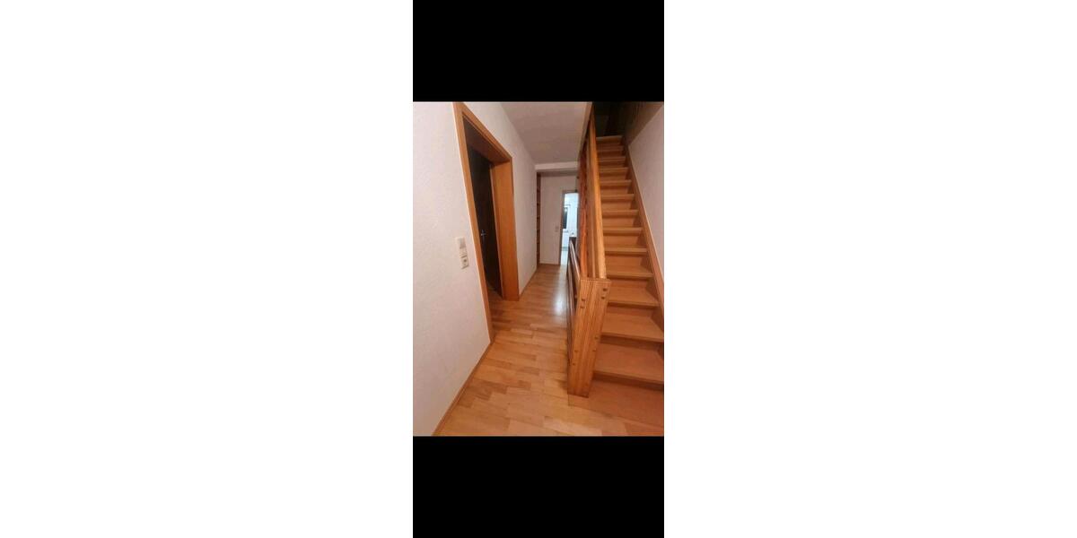 Doppelhaushälfte Schrozberg - 4 Zimmer, 84 m&sup2;, 700&euro; | Angebot:24645865