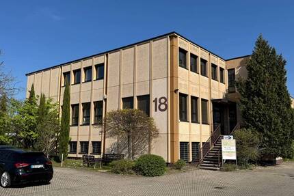 Gewerbeobjekt Freiburg im Breisgau St. Georgen - 1 Zimmer, 736 m&sup2;, 6.350&euro; | Angebot:25746096