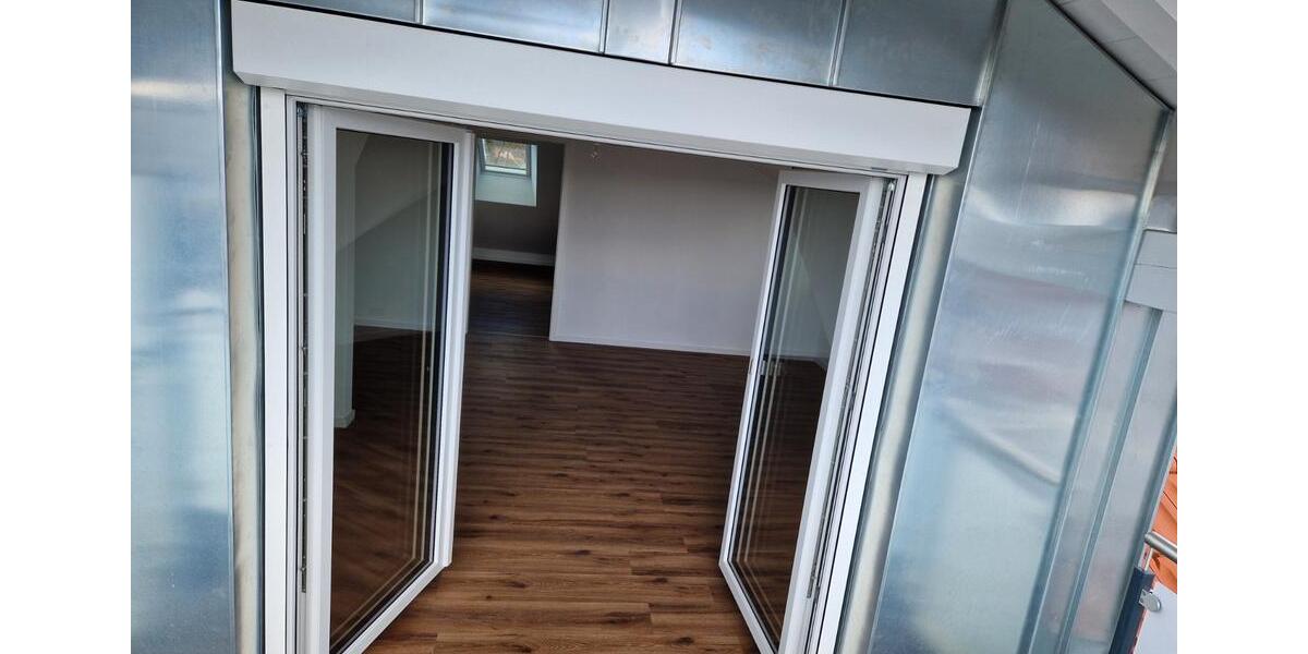 Dachgeschoßwohnung Burghausen - 3 Zimmer, 55 m&sup2;, 825&euro; | Angebot:26221403