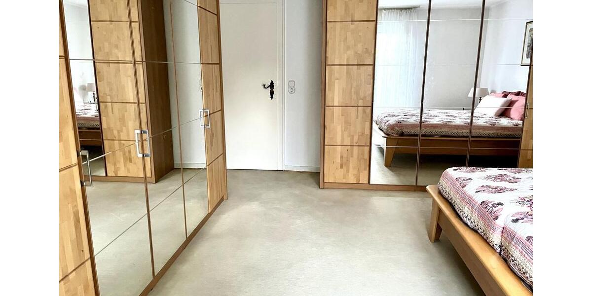 Helle vollmöbl. Wohnung in Düsseldorf-Nord, Nähe Messe, Norpark 3.5 zimmer