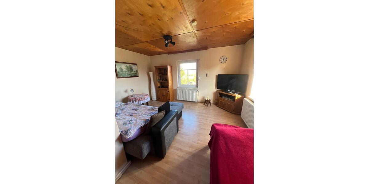 Wohnen auf Zeit Teutschenthal - 4 Zimmer, 180 m&sup2;, 22&euro; | Angebot:23616465