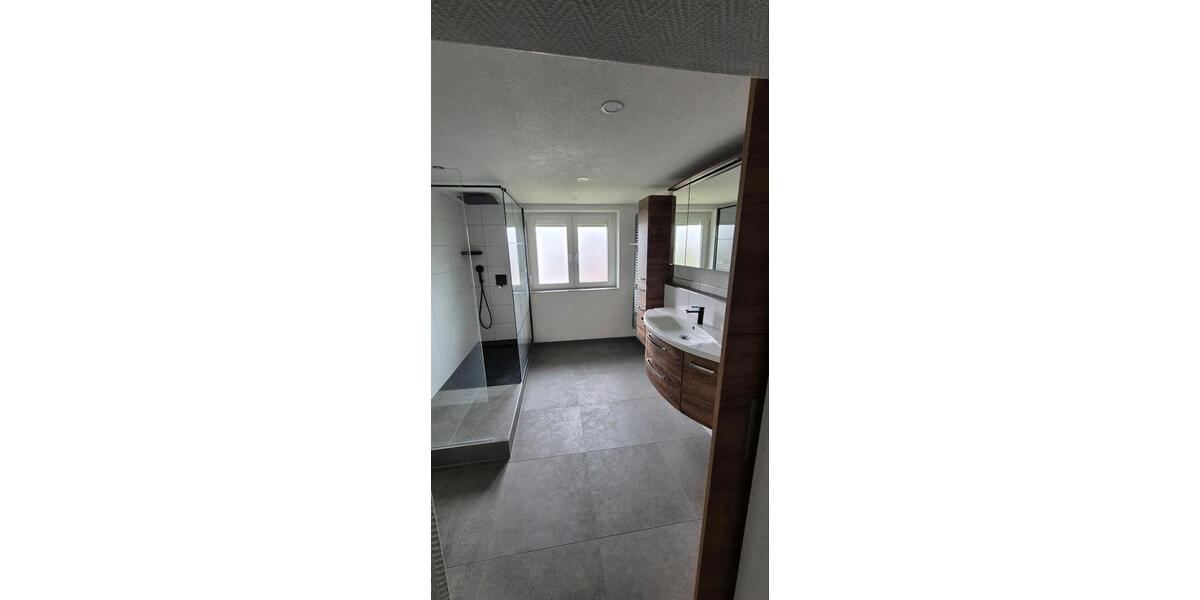 Etagenwohnung Appenweier - 4.5 Zimmer, 170 m&sup2;, 1.650&euro; | Angebot:24776538