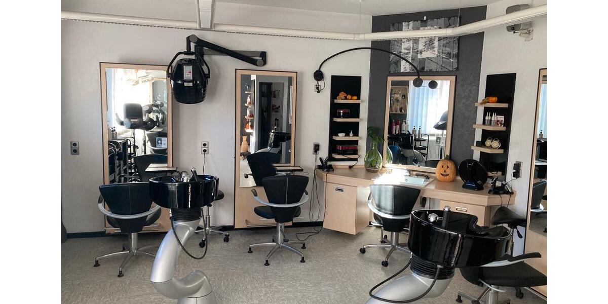 Friseurgeschäft in Porta Westfalica, Hausberge zimmer