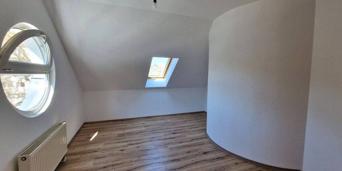Etagenwohnung Sebnitz - 4 Zimmer, 99 m&sup2;, 550&euro; | Angebot:26618197