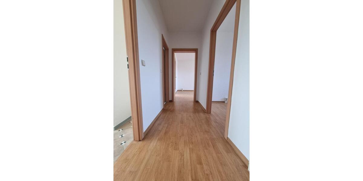 Etagenwohnung Schönebeck (Elbe) - 3 Zimmer, 58 m&sup2;, 369&euro; | Angebot:26296890