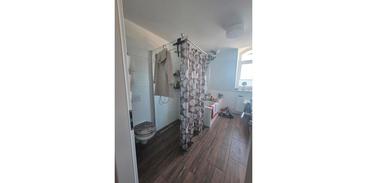 Dachgeschoßwohnung Ebersbach-Neugersdorf Neugersdorf - 5 Zimmer, 165 m&sup2;, 742&euro; | Angebot:24679375