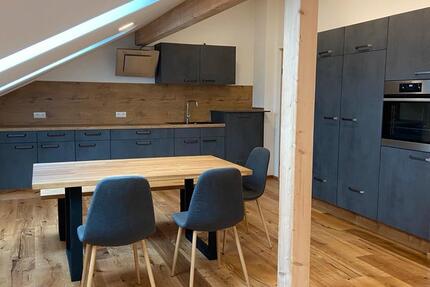Wohnung Griesstätt - 3 Zimmer, 85 m&sup2;, 1.400&euro; | Angebot:26213387