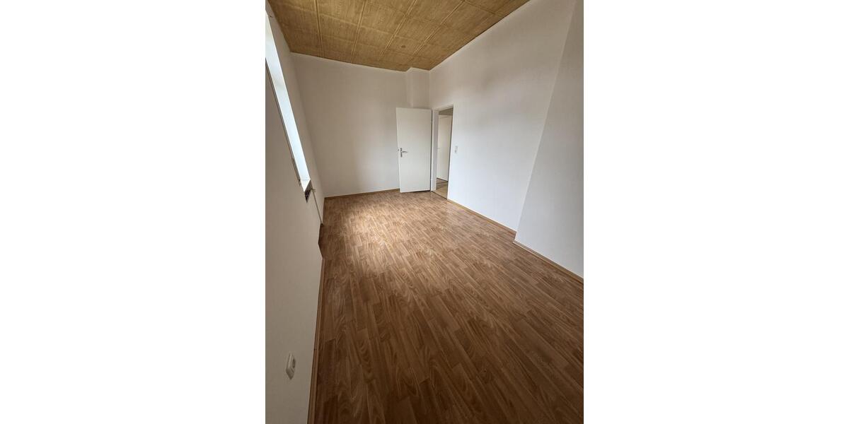 Etagenwohnung Friedberg (Hessen) - 3 Zimmer, 65 m&sup2;, 690&euro; | Angebot:25172634