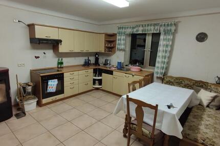 WG Zimmer in 4er WG Erstbezug 7 zimmer