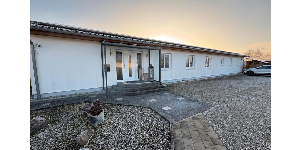 BüroPraxis Gebäude zimmer