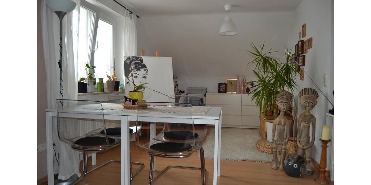 Dachgeschoßwohnung Bruchköbel - 2 Zimmer, 50 m&sup2;, 700&euro; | Angebot:26566715