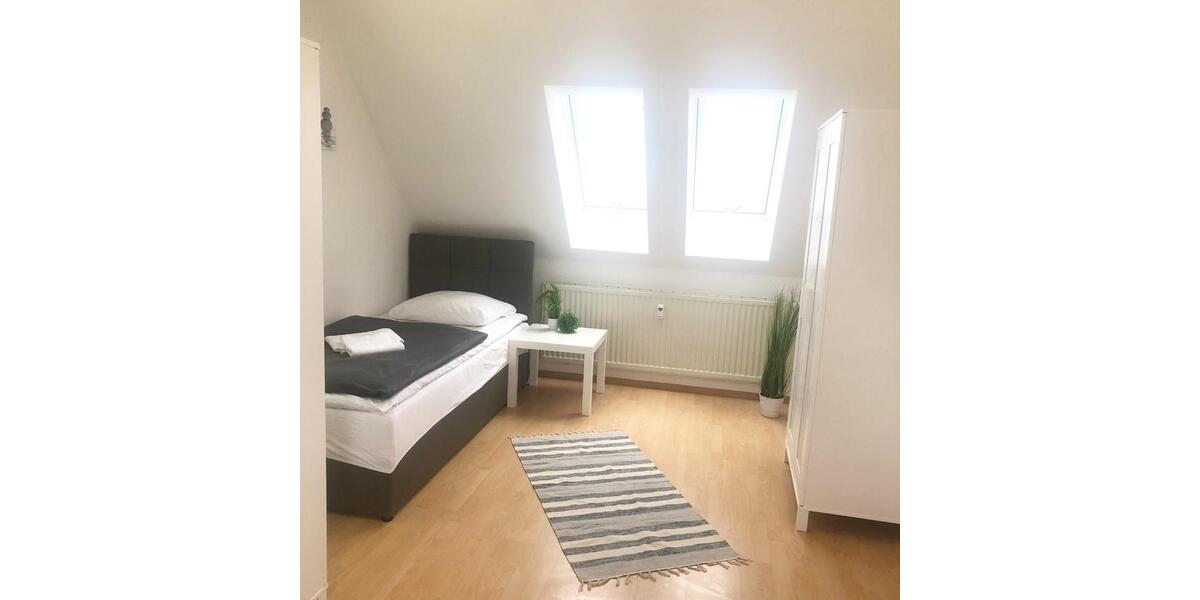 Wohnen auf Zeit Pentling - 2 Zimmer, 70 m&sup2;, 72&euro; | Angebot:10678325